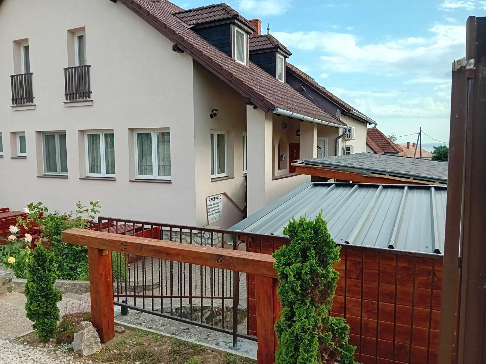 Berkes Vendeghaz Bed & Breakfast Badacsonytordemic Exterior photo