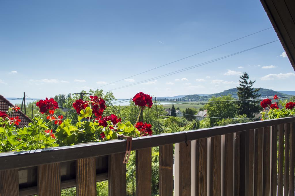 Berkes Vendeghaz Bed & Breakfast Badacsonytordemic Exterior photo