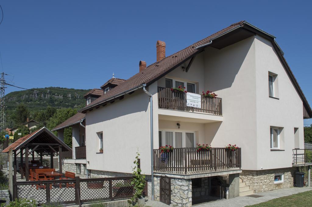 Berkes Vendeghaz Bed & Breakfast Badacsonytordemic Exterior photo